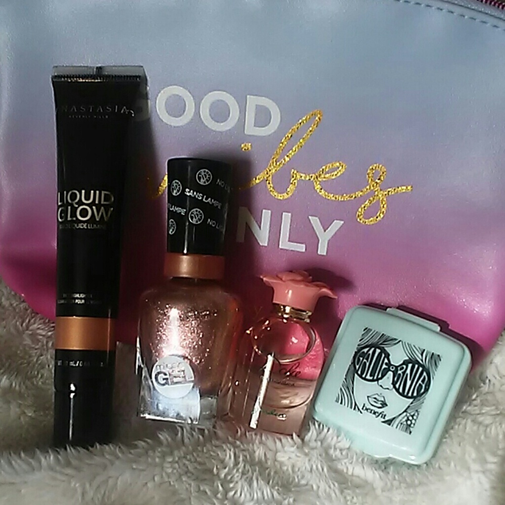 Glow-up set
